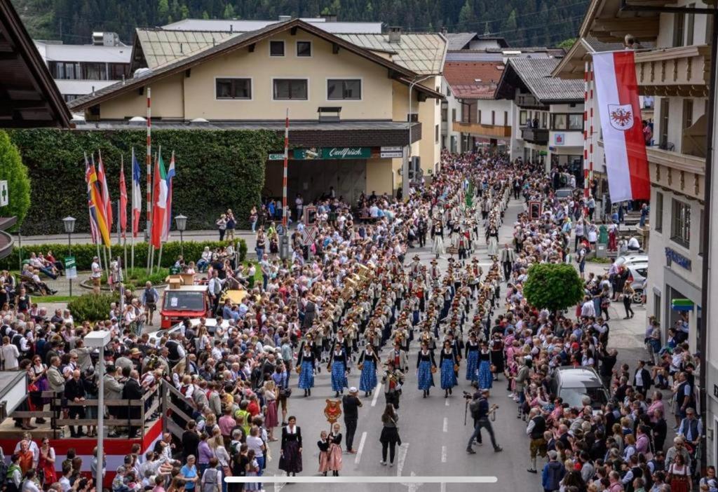 Gasthof Hotel Kirchenwirt Zell am Ziller Eksteriør bilde
