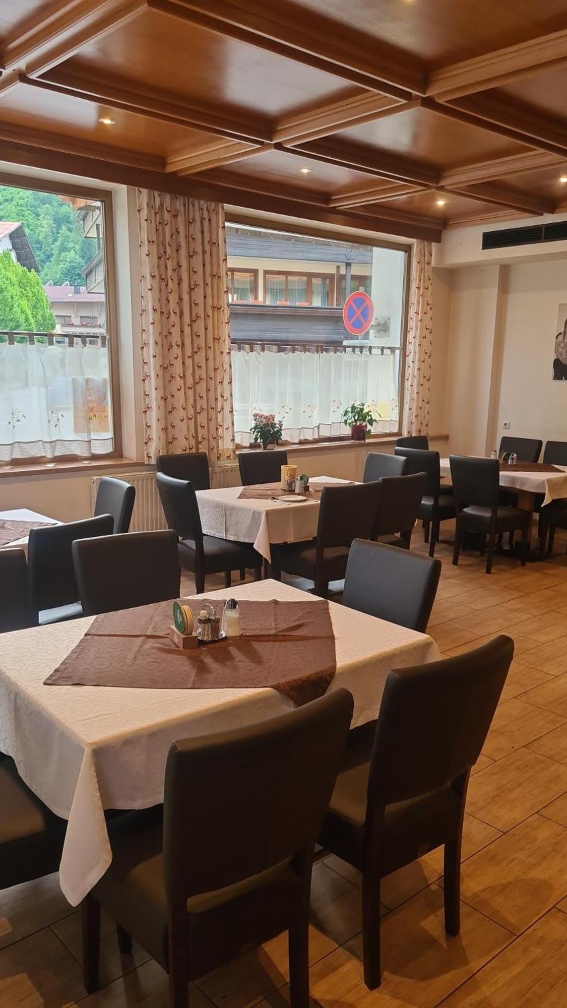 Gasthof Hotel Kirchenwirt Zell am Ziller Eksteriør bilde