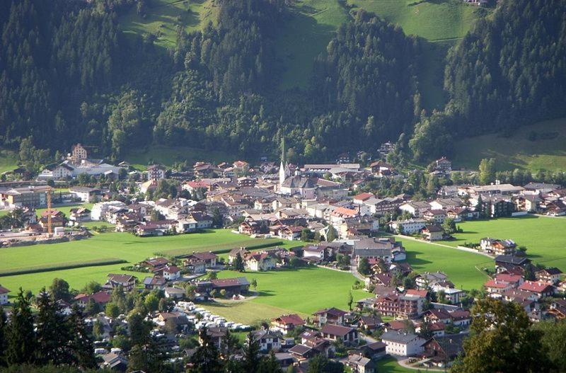 Gasthof Hotel Kirchenwirt Zell am Ziller Eksteriør bilde
